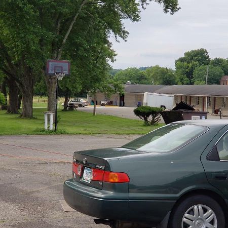 Mound Haven Motel Brookville Ngoại thất bức ảnh
