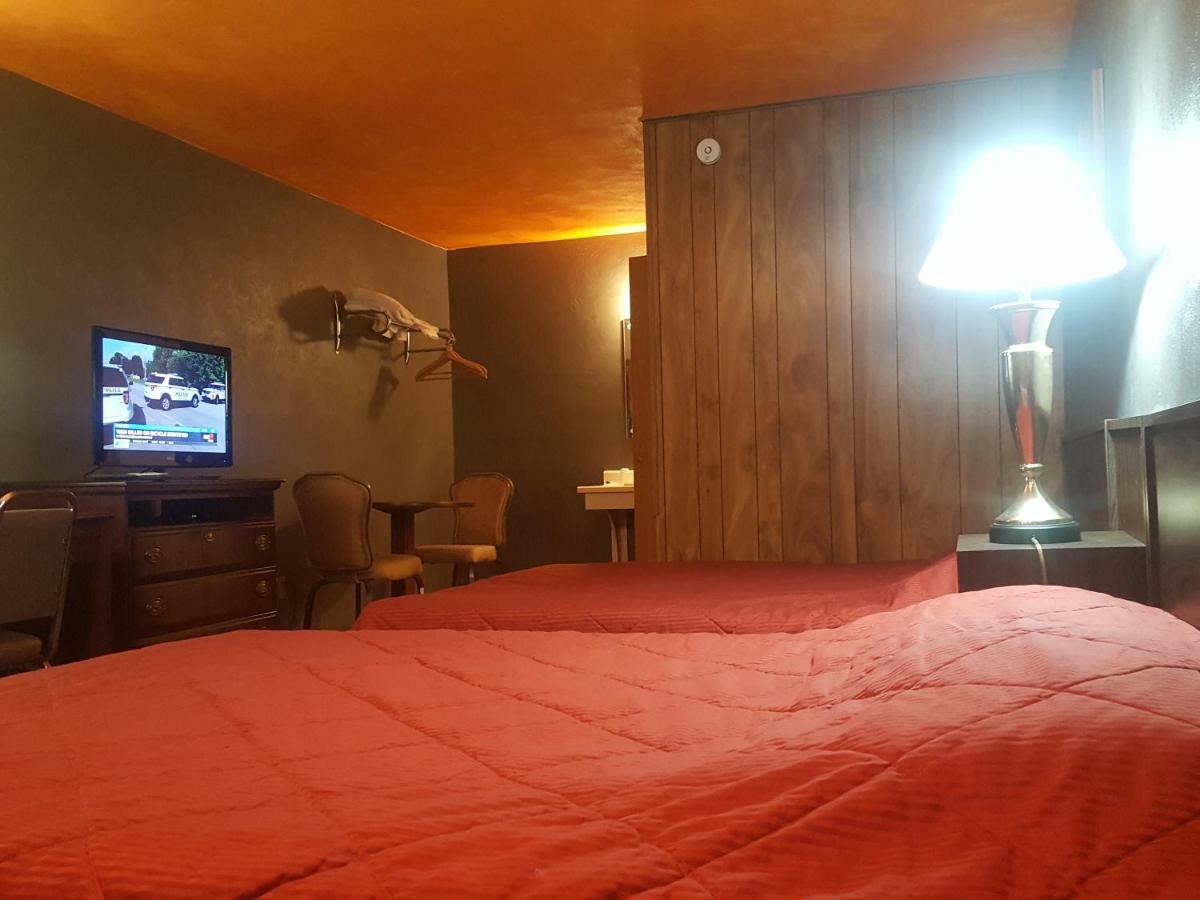 Mound Haven Motel Brookville Ngoại thất bức ảnh
